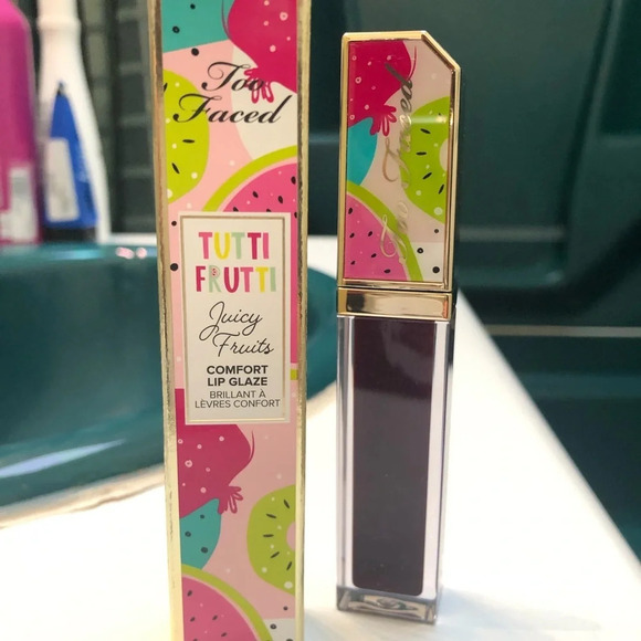 NIB TOO FACED WHO GIVES A FIG LIP GLAZE - Picture 1 of 4
